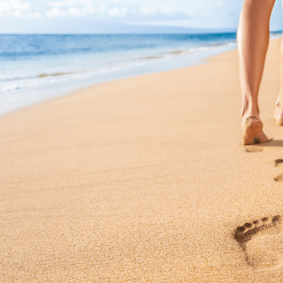 Graham Jones - Internet Psychologist 2 Foosteps in sand